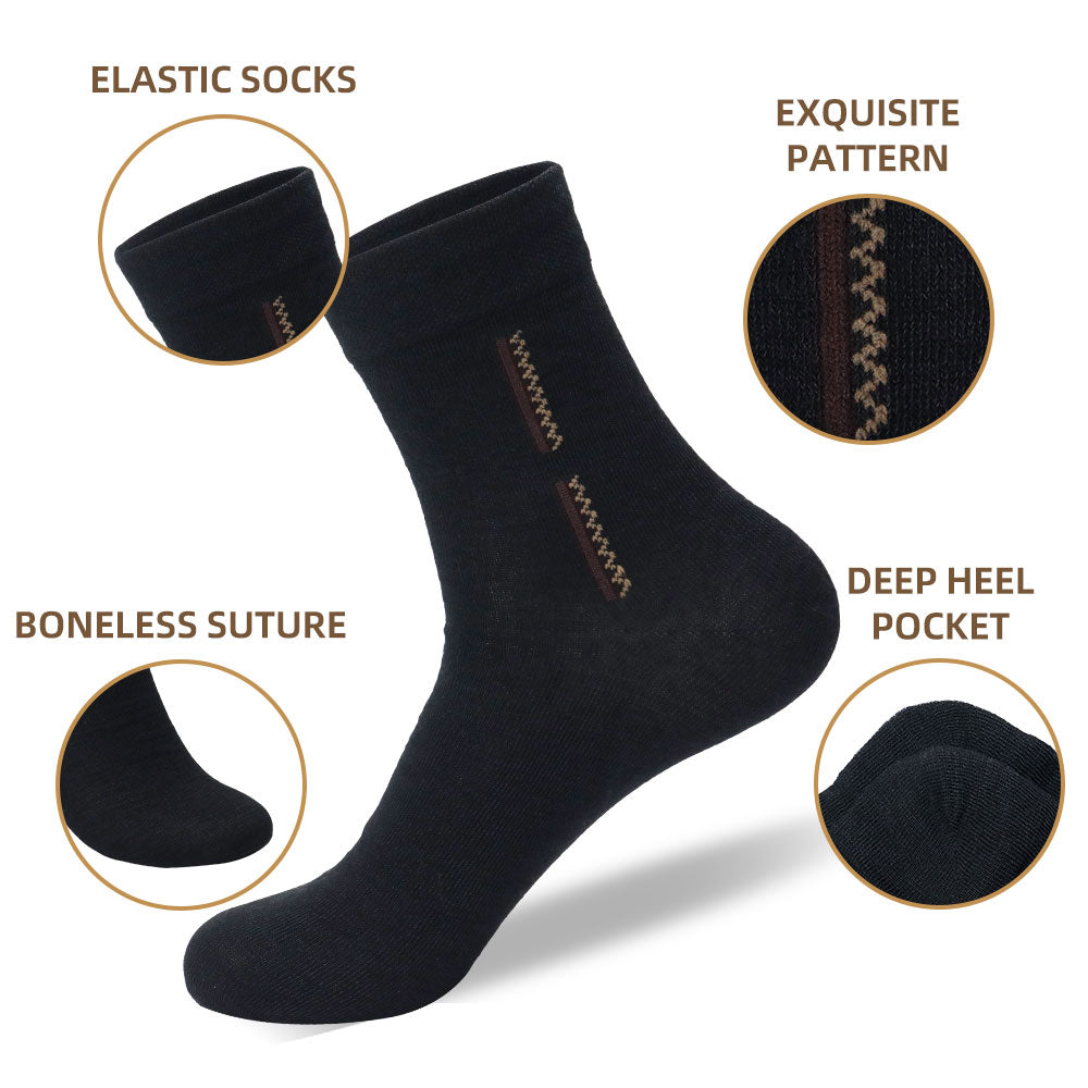 Black men's mid-tube sports socks for summer